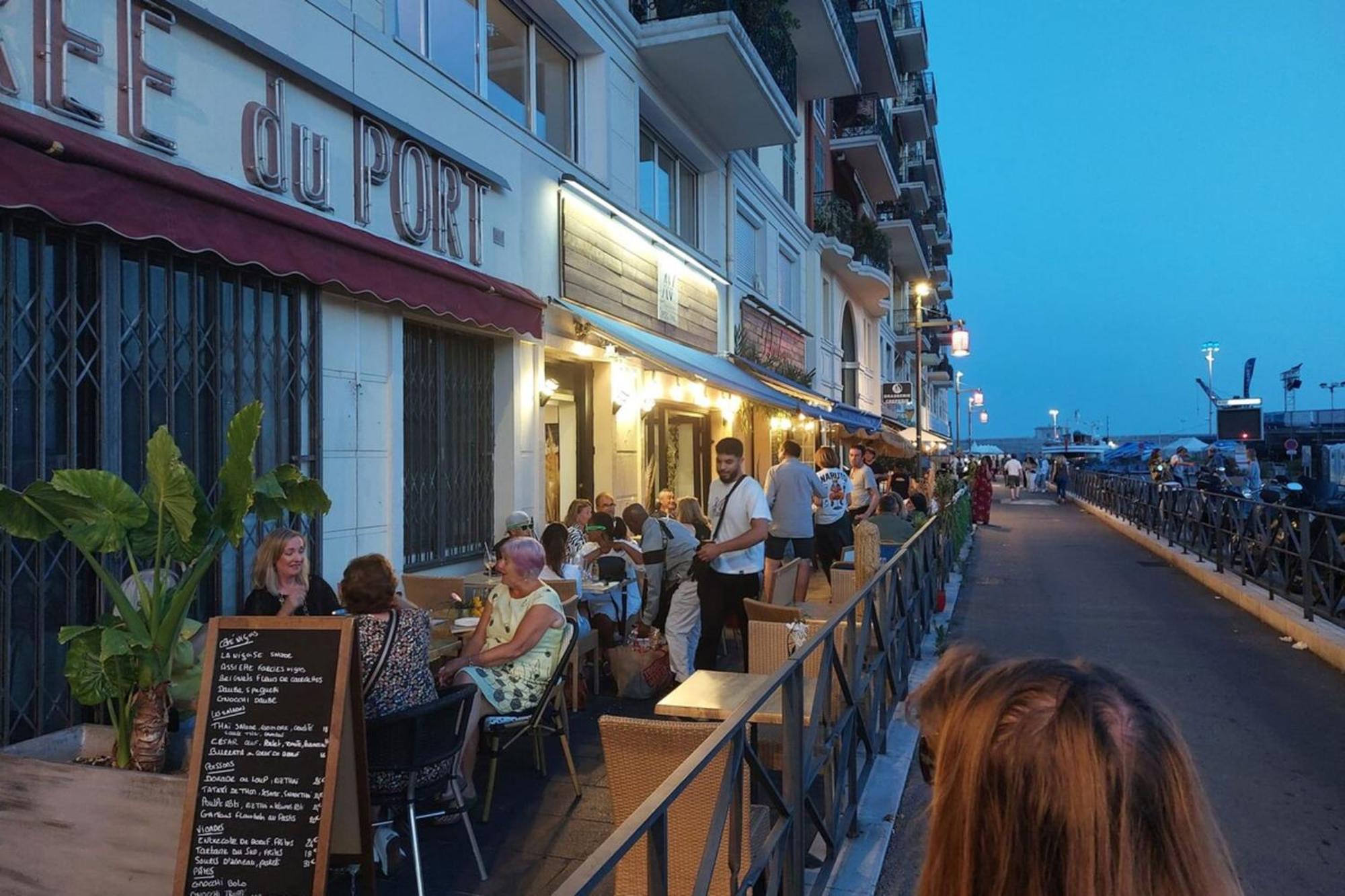 Lympia - Beach & Ferry By Foot Balcony - By Tgb Nicea Zewnętrze zdjęcie